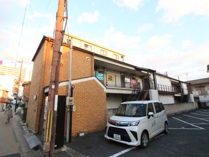 物件外観写真1　(外観写真)