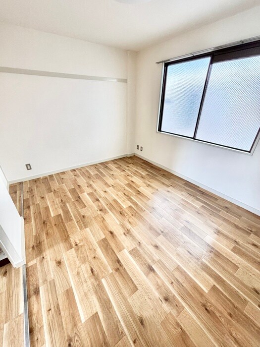 物件内観写真5　(居室)