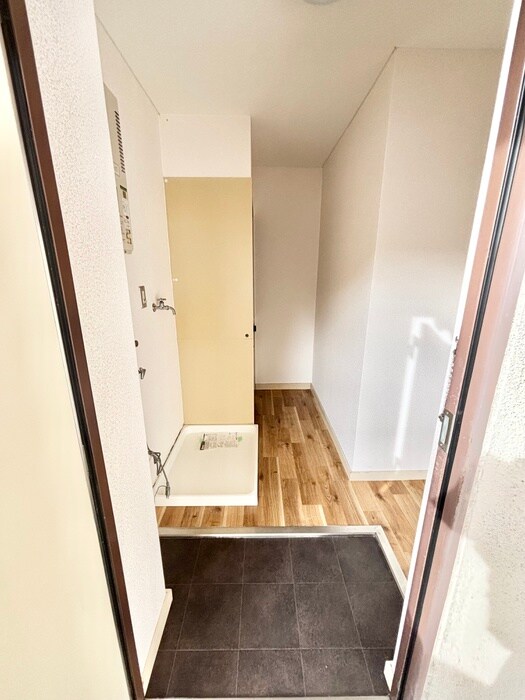 物件内観写真6　(廊下)