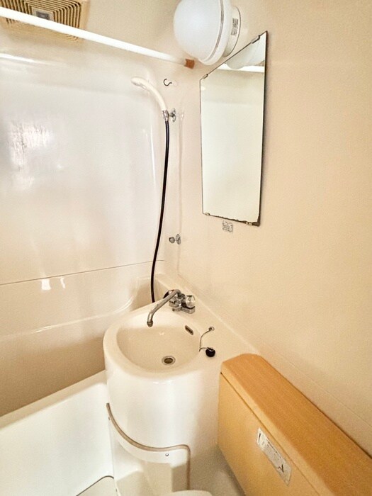 物件内観写真11　(洗面)