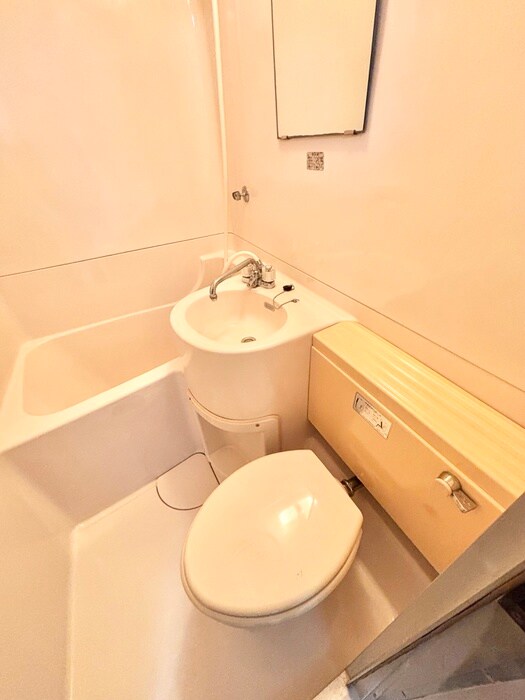 物件内観写真12　(トイレ)