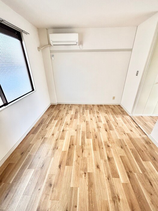 物件内観写真13　(居室)