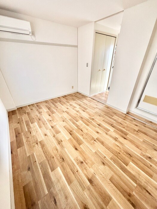 物件内観写真15　(居室)