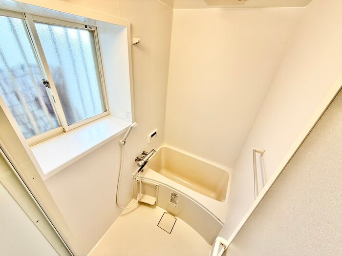 物件内観写真13　(バス／シャワールーム等)