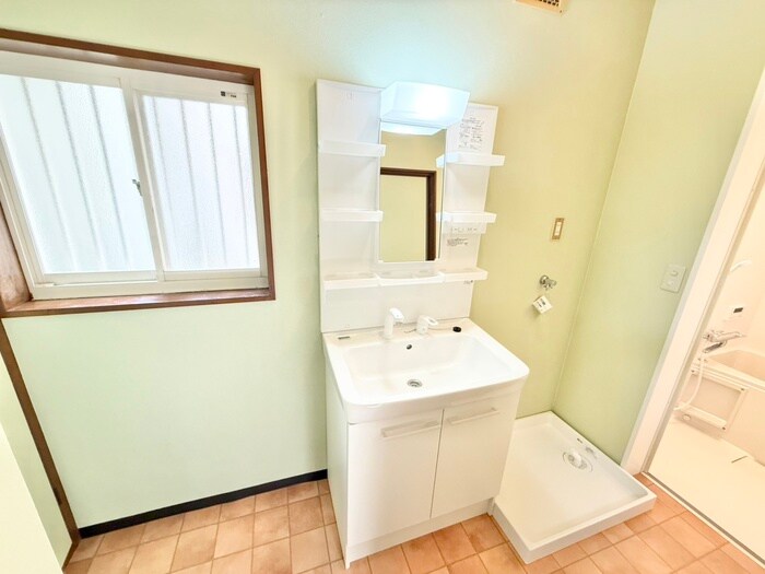 物件内観写真15　(洗面)