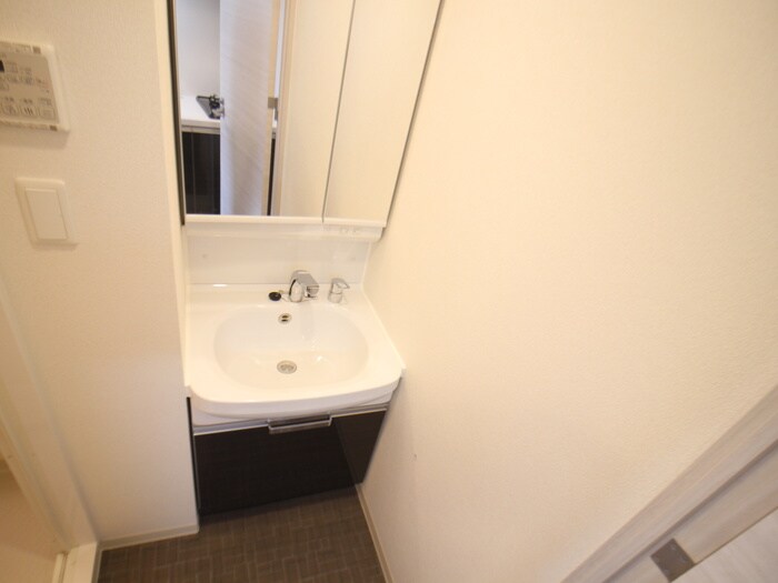 物件内観写真16　(洗面)