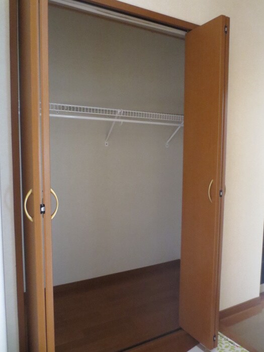 物件内観写真11　(収納)