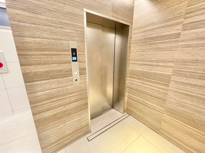 物件外観写真6　(建物設備)