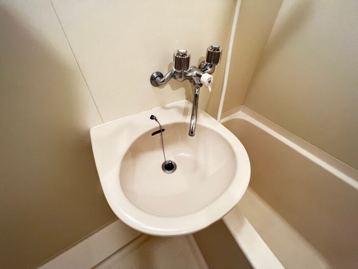 物件内観写真12　(洗面)