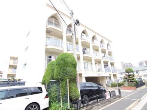 日之出マンション　Ｂ棟外観写真