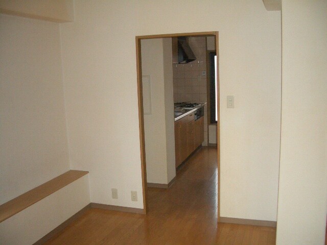 物件内観写真9　(居室)