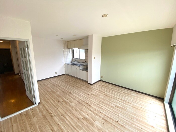 物件内観写真9　(居室)