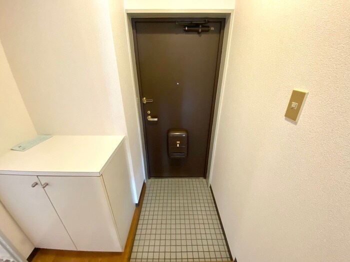 物件内観写真19　(玄関)