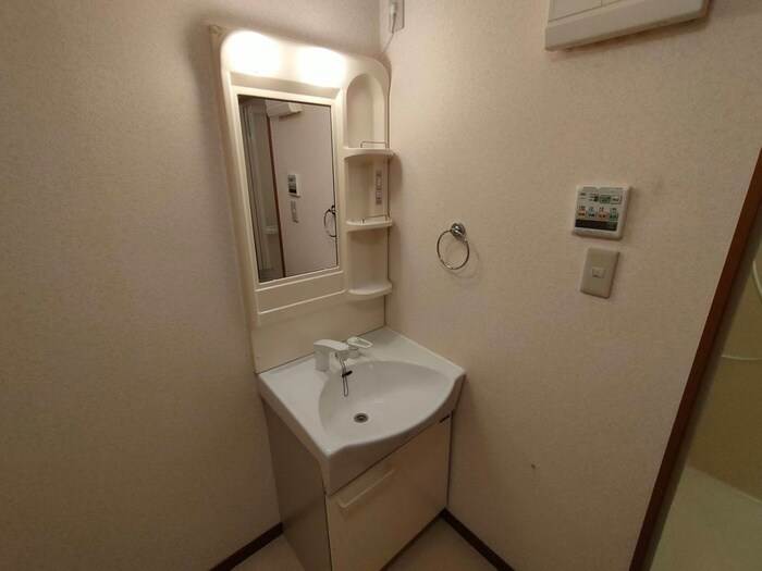 物件内観写真13　(トイレ)