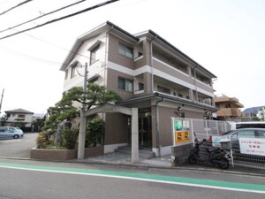 一ケ谷ハイツⅡ外観写真