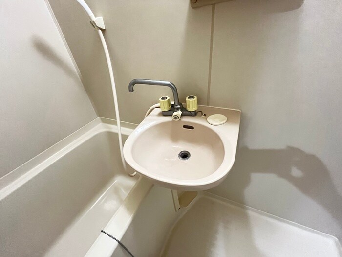 物件内観写真10　(洗面)