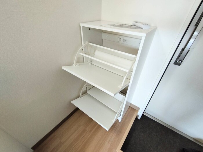 物件内観写真16　(靴箱)
