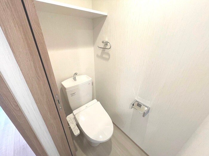 物件内観写真8　(トイレ)