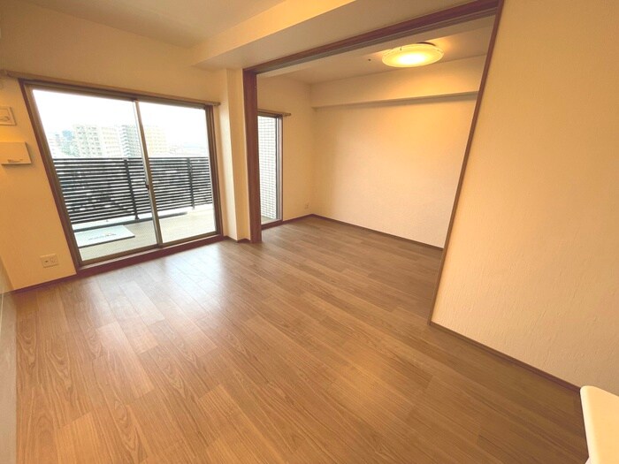 物件内観写真8　(居室)