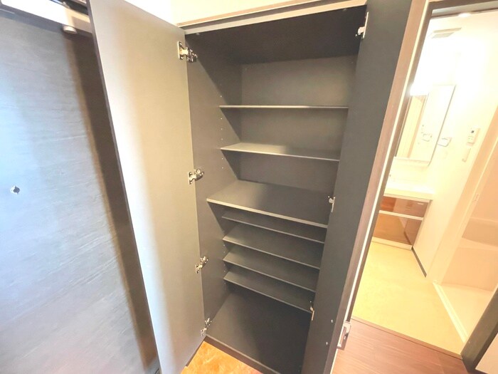 物件内観写真19　(靴箱)