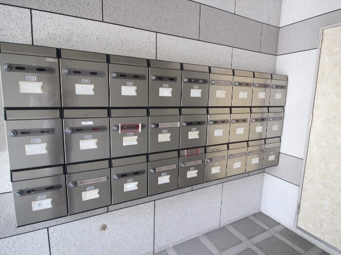 物件外観写真6　(建物設備)