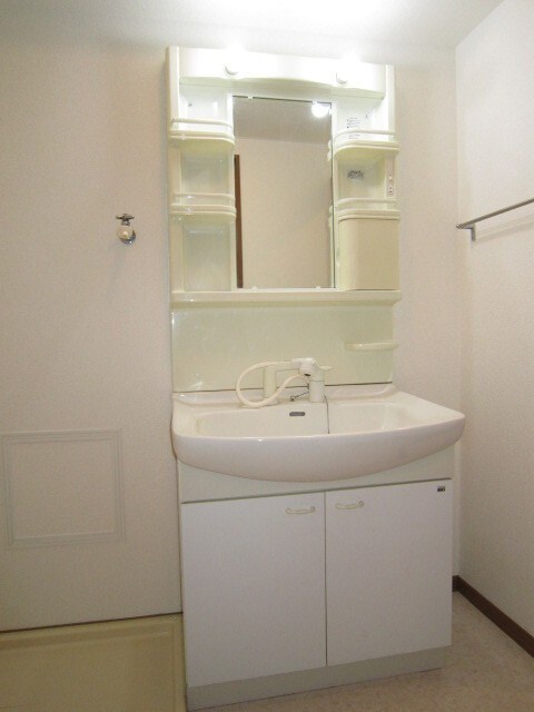 物件内観写真11　(洗面)