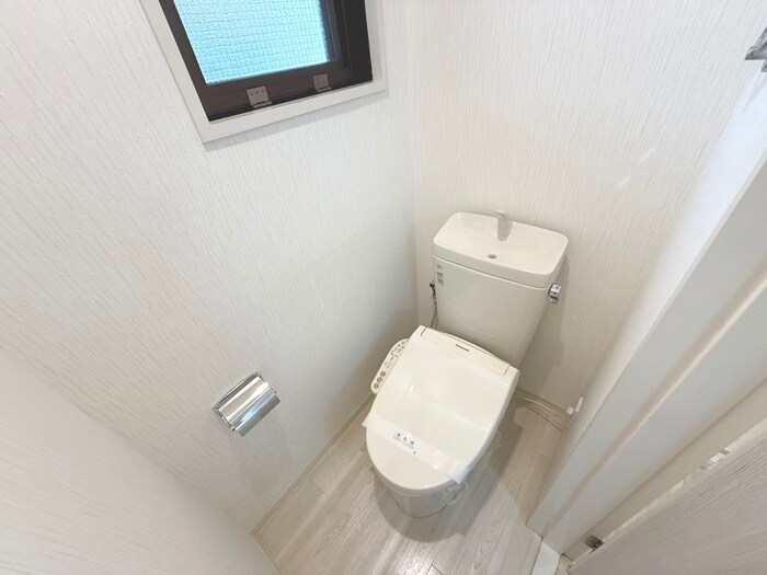 物件内観写真13　(トイレ)