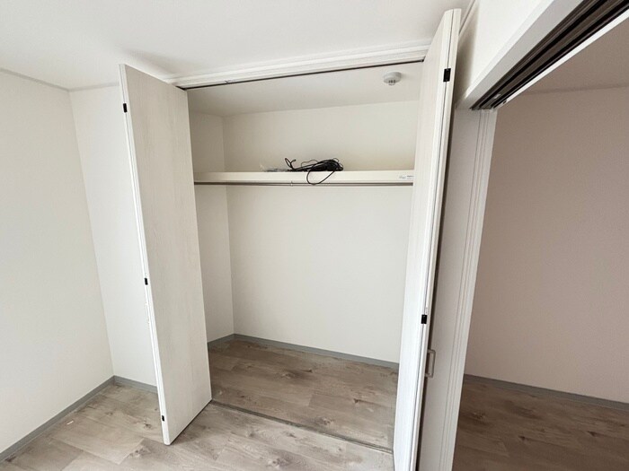 物件内観写真16　(収納)