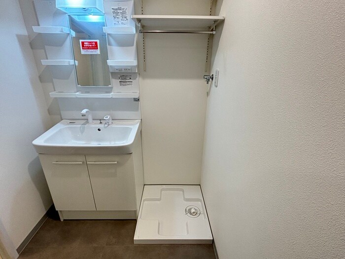 物件内観写真20　(洗濯機置場)