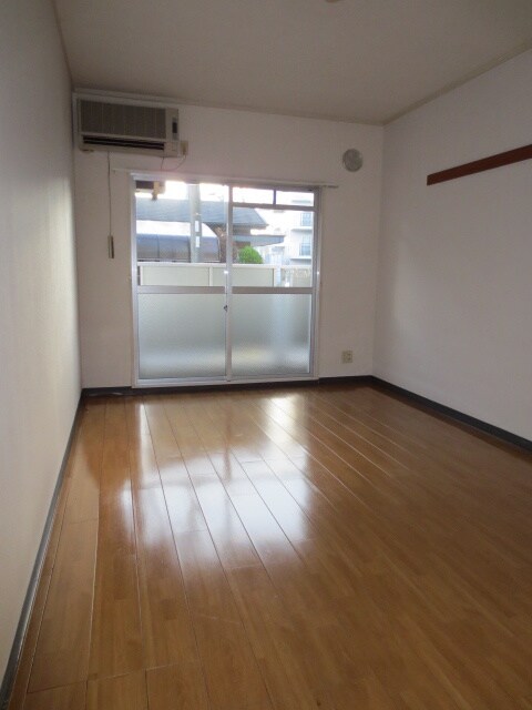 物件内観写真13　(居室)