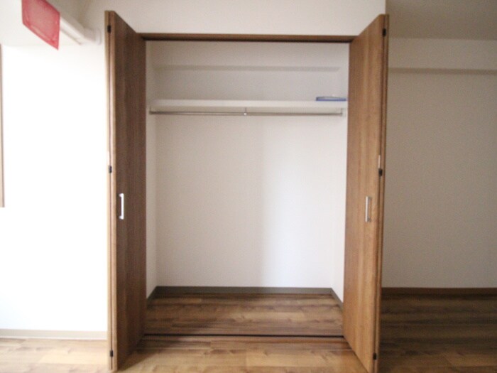 物件内観写真16　(収納)