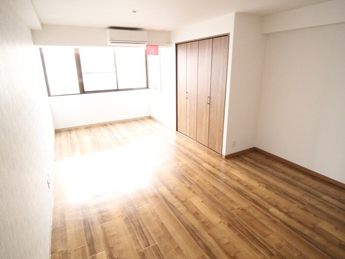 物件内観写真19　(居室)