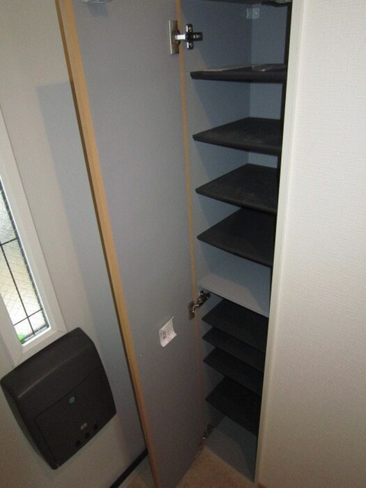 物件内観写真17　(靴箱)