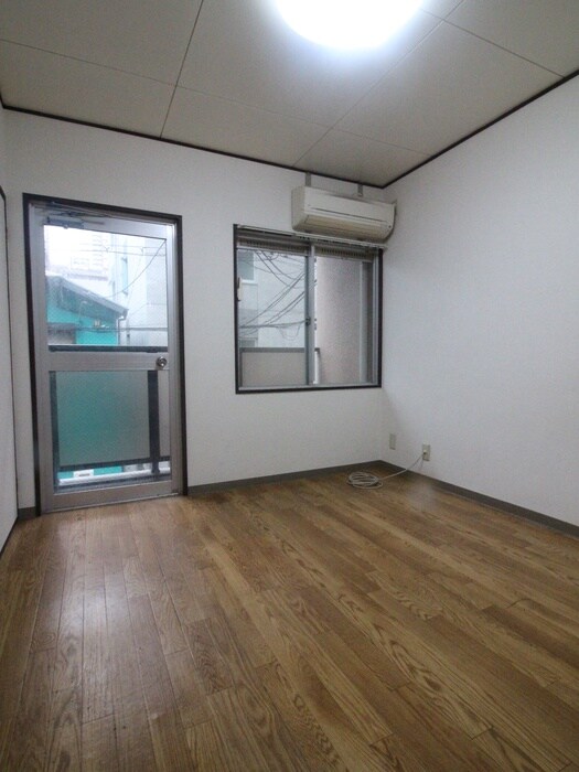 物件内観写真10　(居室)