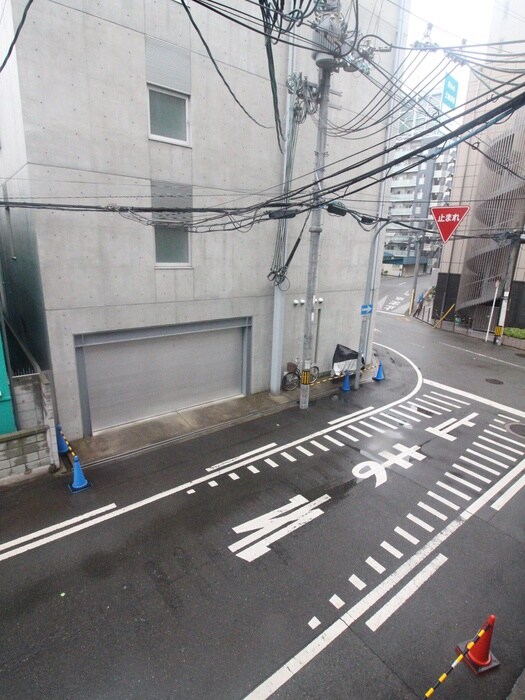 物件内観写真18　(室内からの展望)