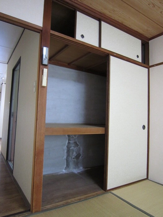 物件内観写真21　(収納)