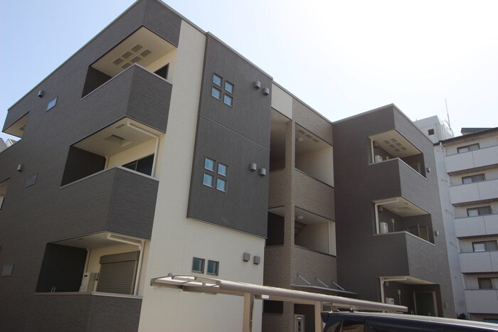 物件外観写真1　(外観写真)