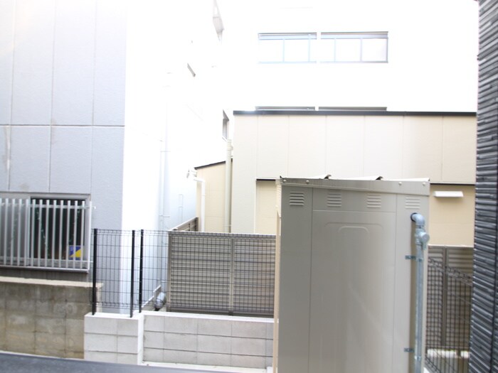 物件内観写真22　(室内からの展望)