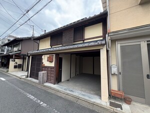 下京区平野町貸家外観写真