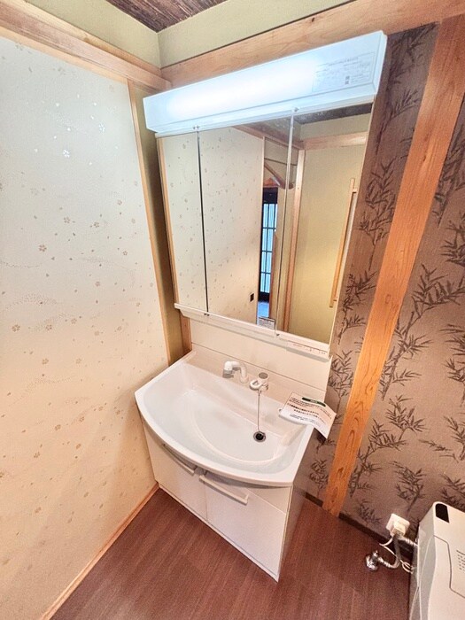 物件内観写真14　(洗面)