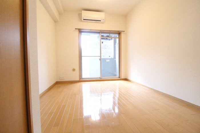 物件内観写真19　(居室)