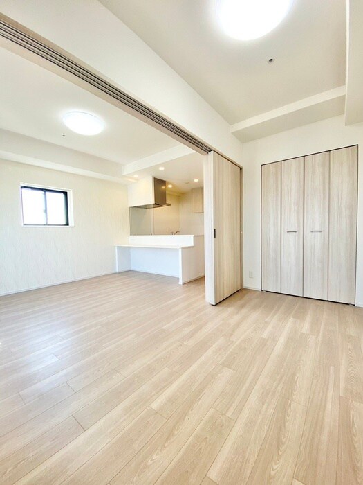 物件内観写真8　(居室)