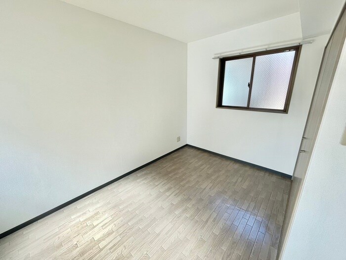 物件内観写真19　(居室)