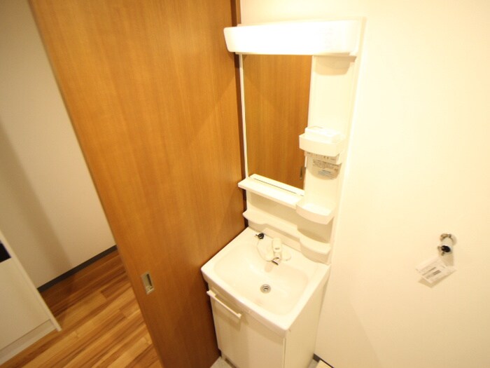 物件内観写真9　(洗面)