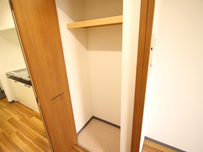 物件内観写真17　(収納)