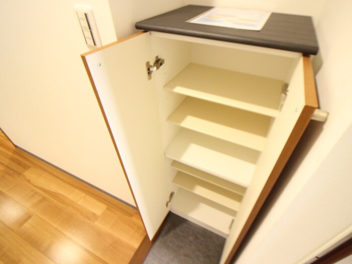 物件内観写真21　(靴箱)