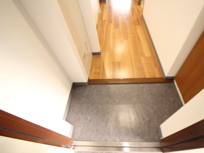 物件内観写真22　(玄関)