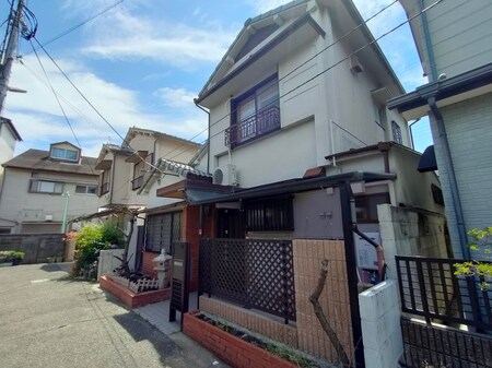 大黒町２丁目貸家外観写真