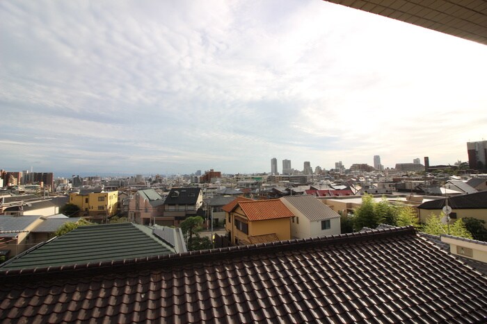 物件内観写真20　(室内からの展望)