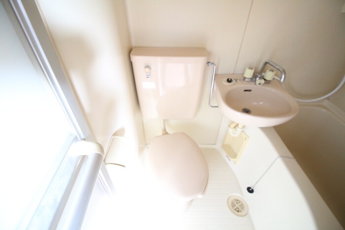 物件内観写真12　(トイレ)